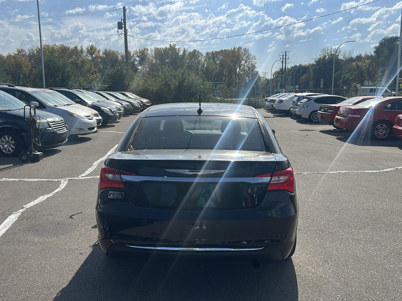 Chrysler 200 4dr Sdn Touring 2013