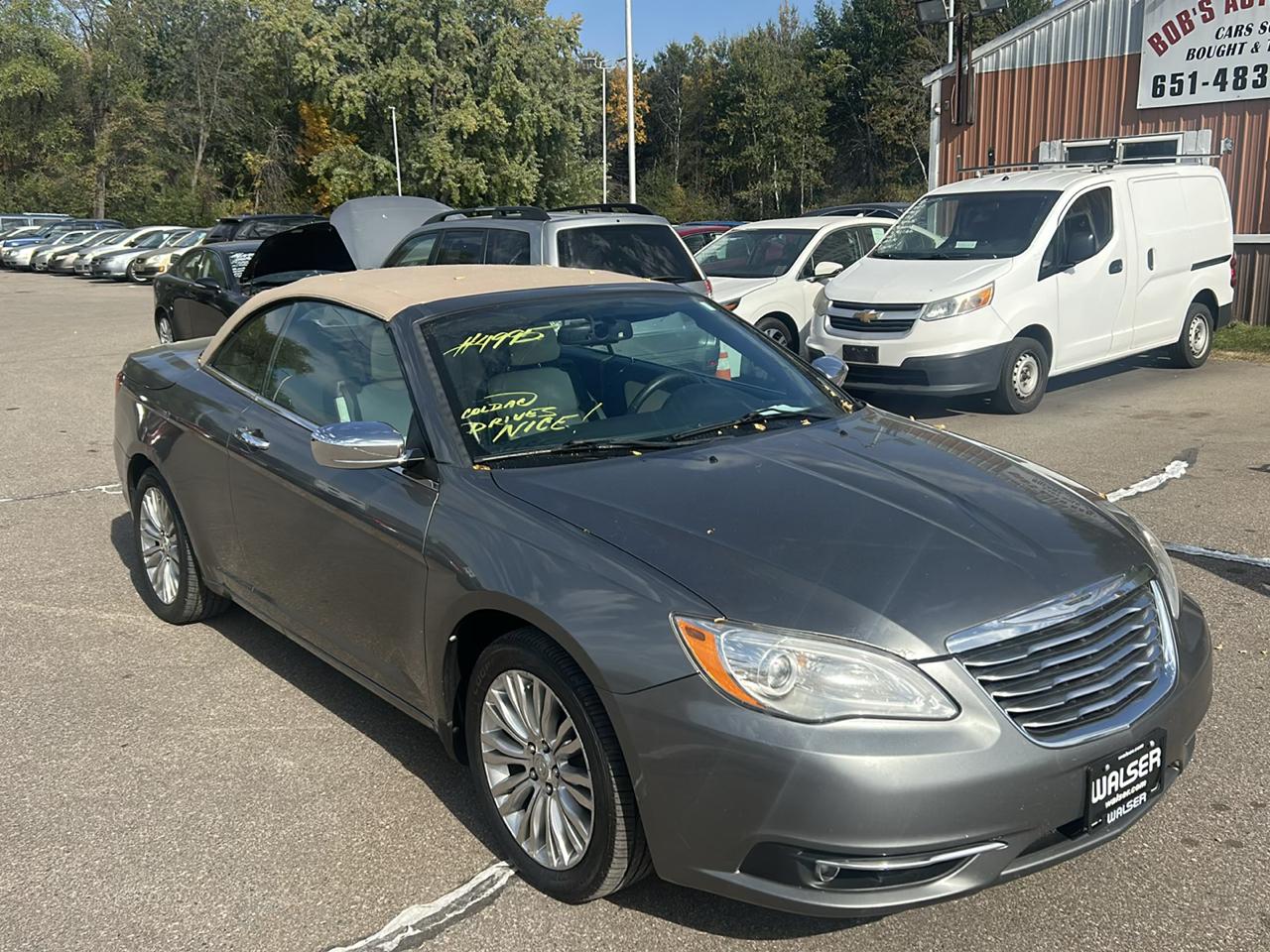 Chrysler 200 2dr Conv Limited 2013