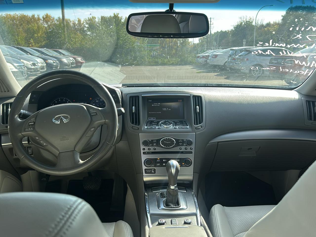Infiniti G37 Sedan 4dr x AWD 2012