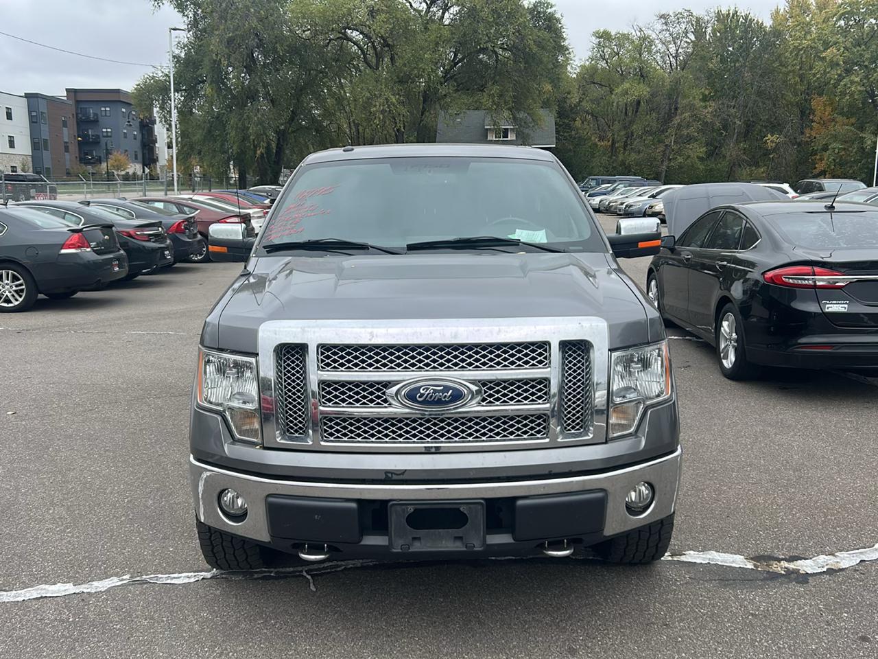 Ford F-150 4WD SuperCrew 145" Platinum 2011