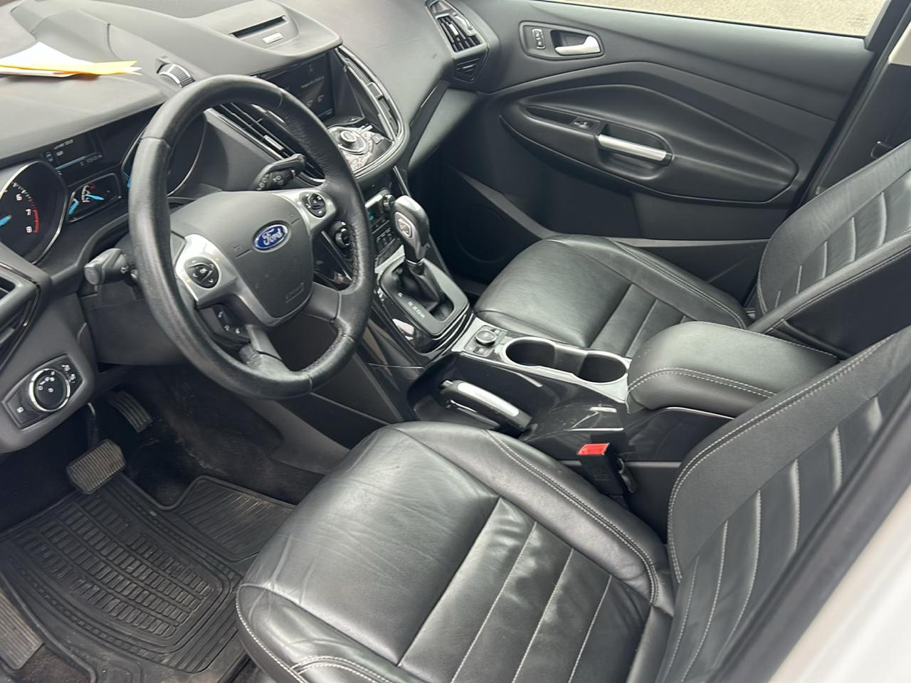 Ford Escape 4WD 4dr Titanium 2015