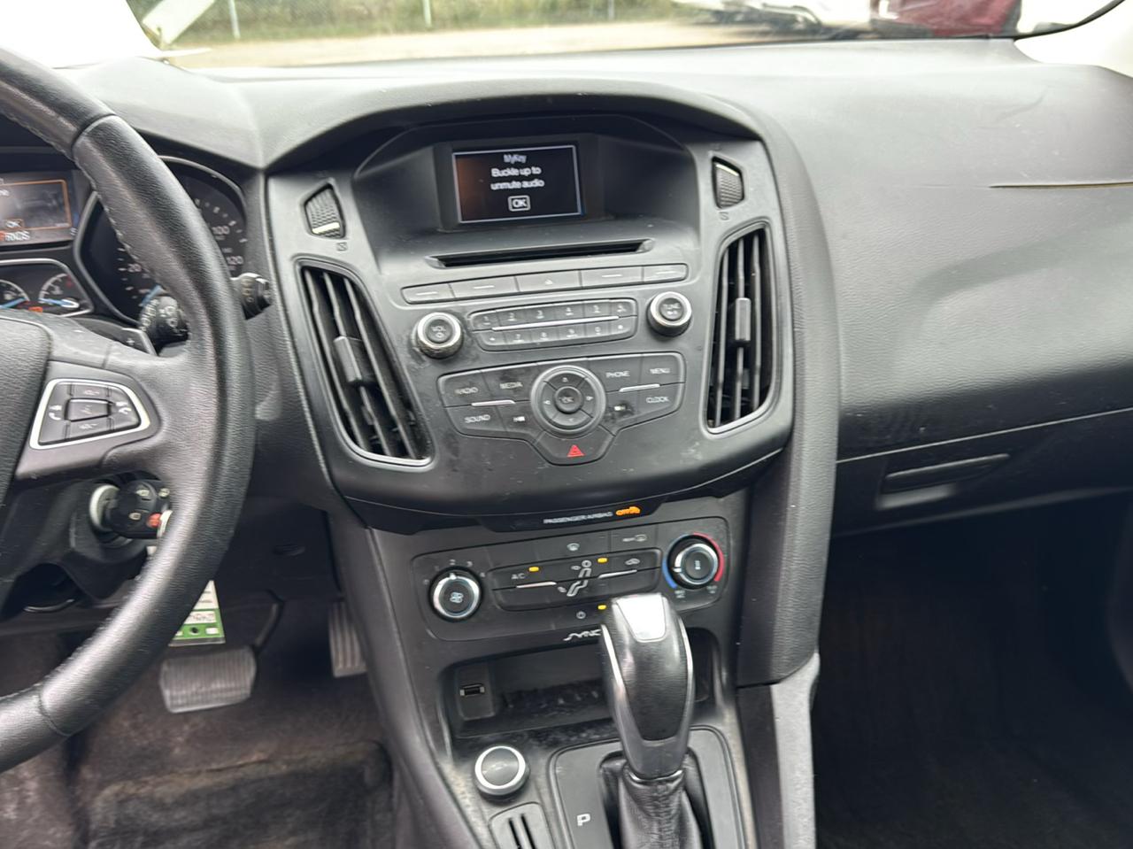 Ford Focus 5dr HB SE 2015