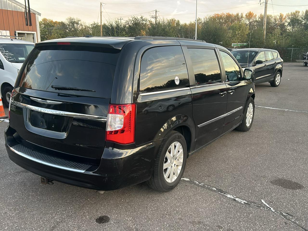 Chrysler Town & Country 4dr Wgn Touring 2013
