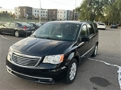 2013 Chrysler Town & Country 