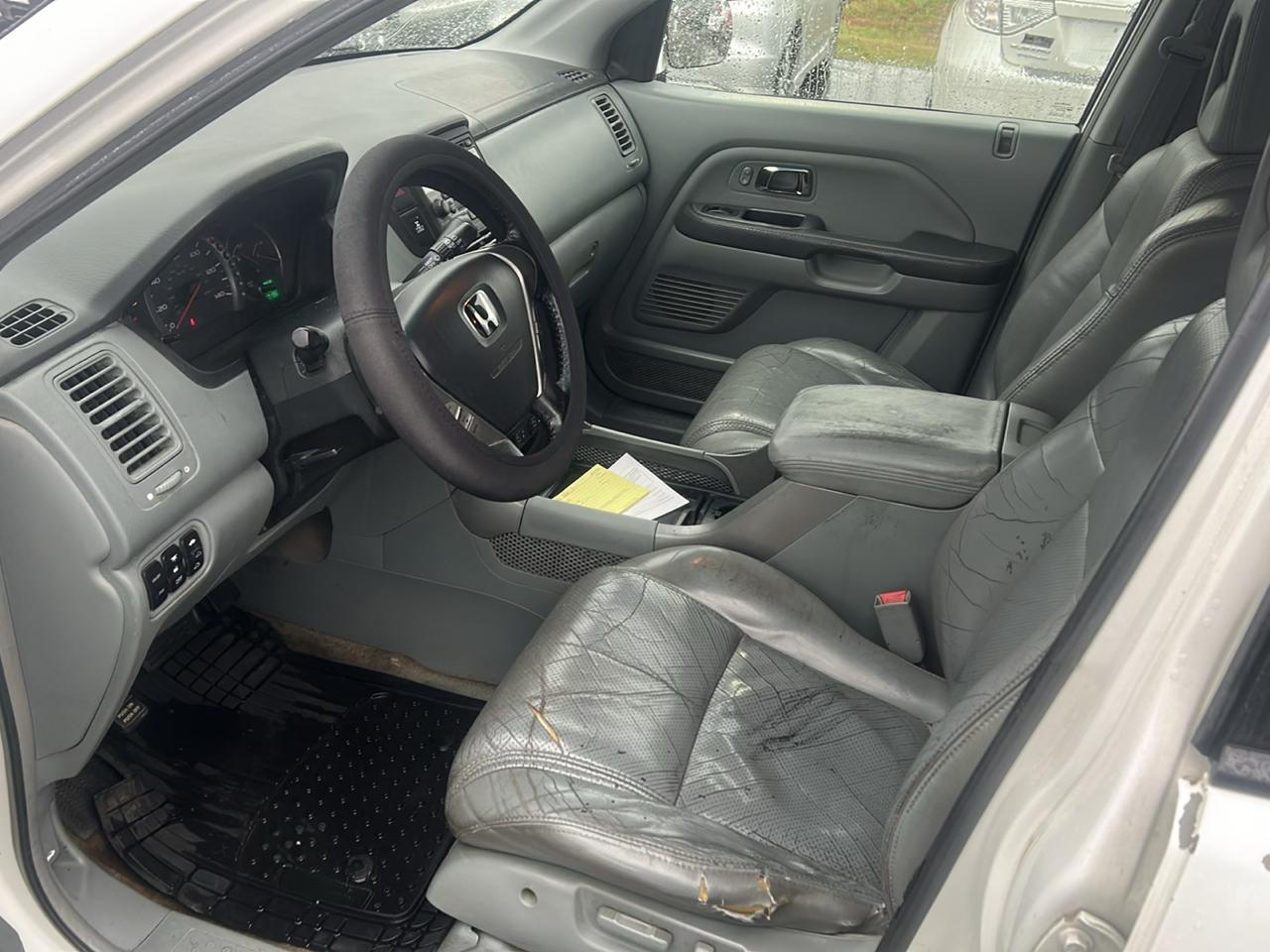 Honda Pilot EX-L AT with RES 2005