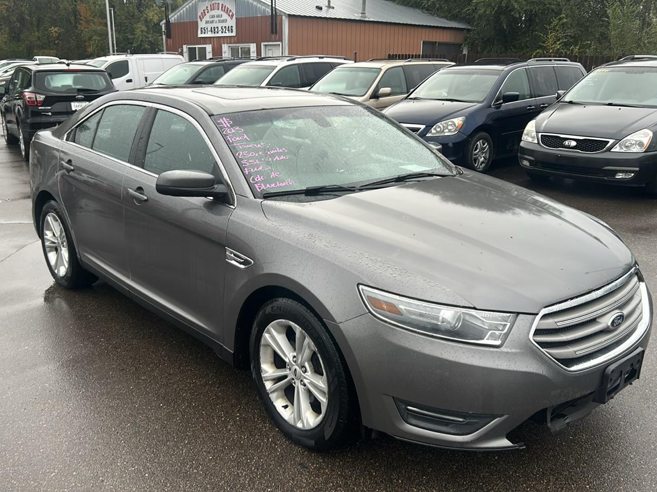 Ford Taurus 4dr Sdn SEL FWD 2013