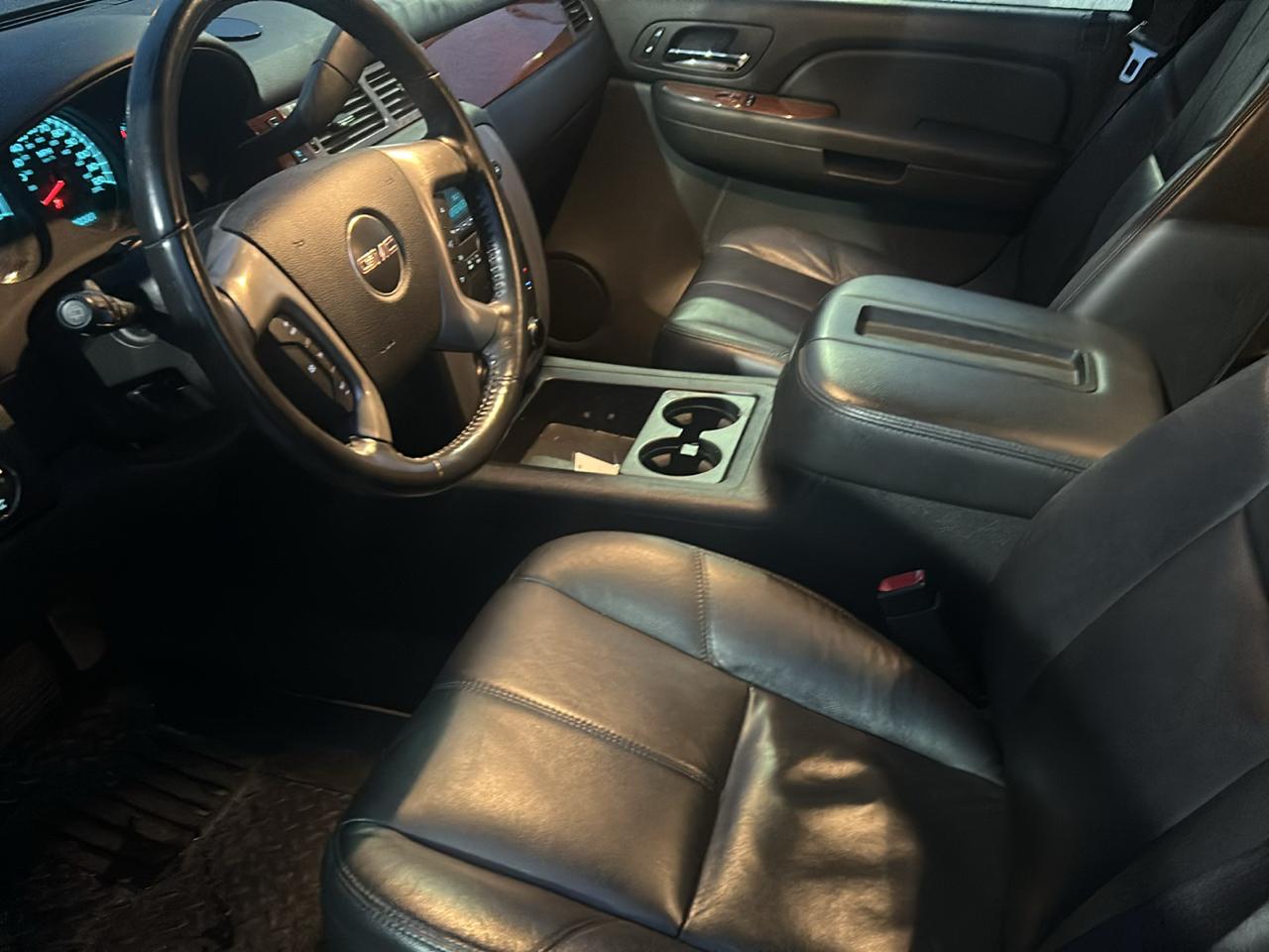 GMC Yukon XL 4WD 4dr 1500 SLT w/4SB 2008