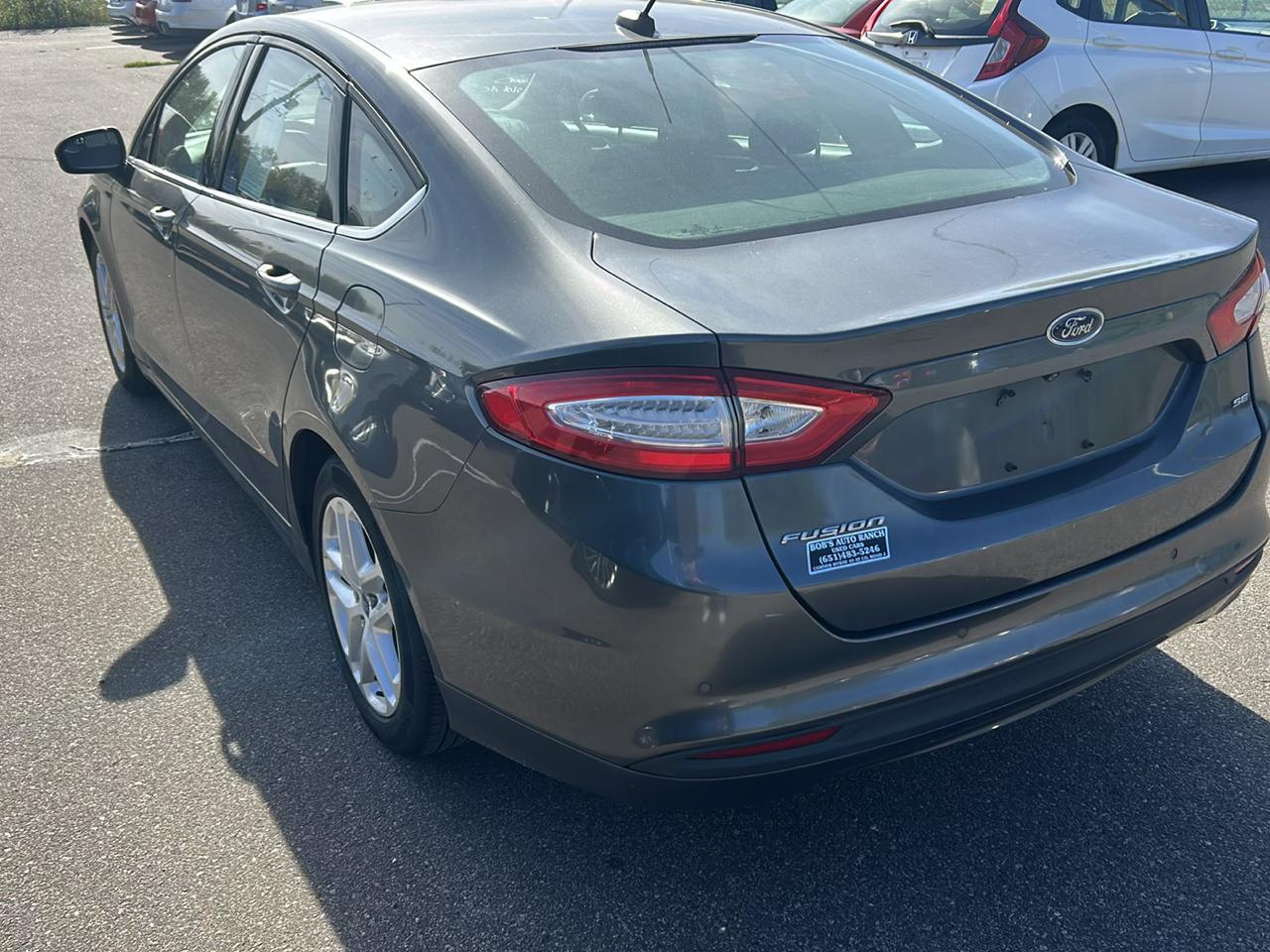 Ford Fusion 4dr Sdn SE FWD 2015