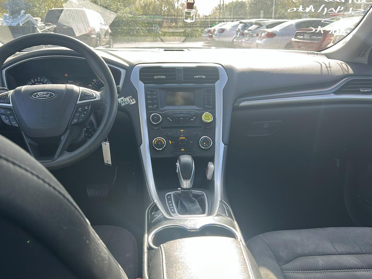 Ford Fusion 4dr Sdn SE FWD 2015