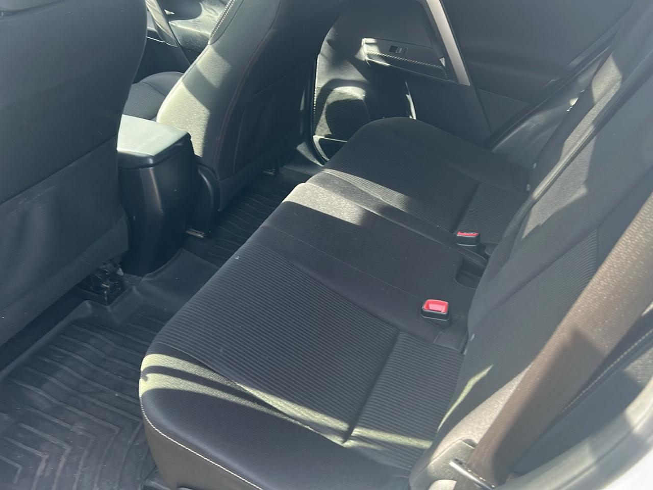 Toyota RAV4 FWD 4dr XLE (Natl) 2013