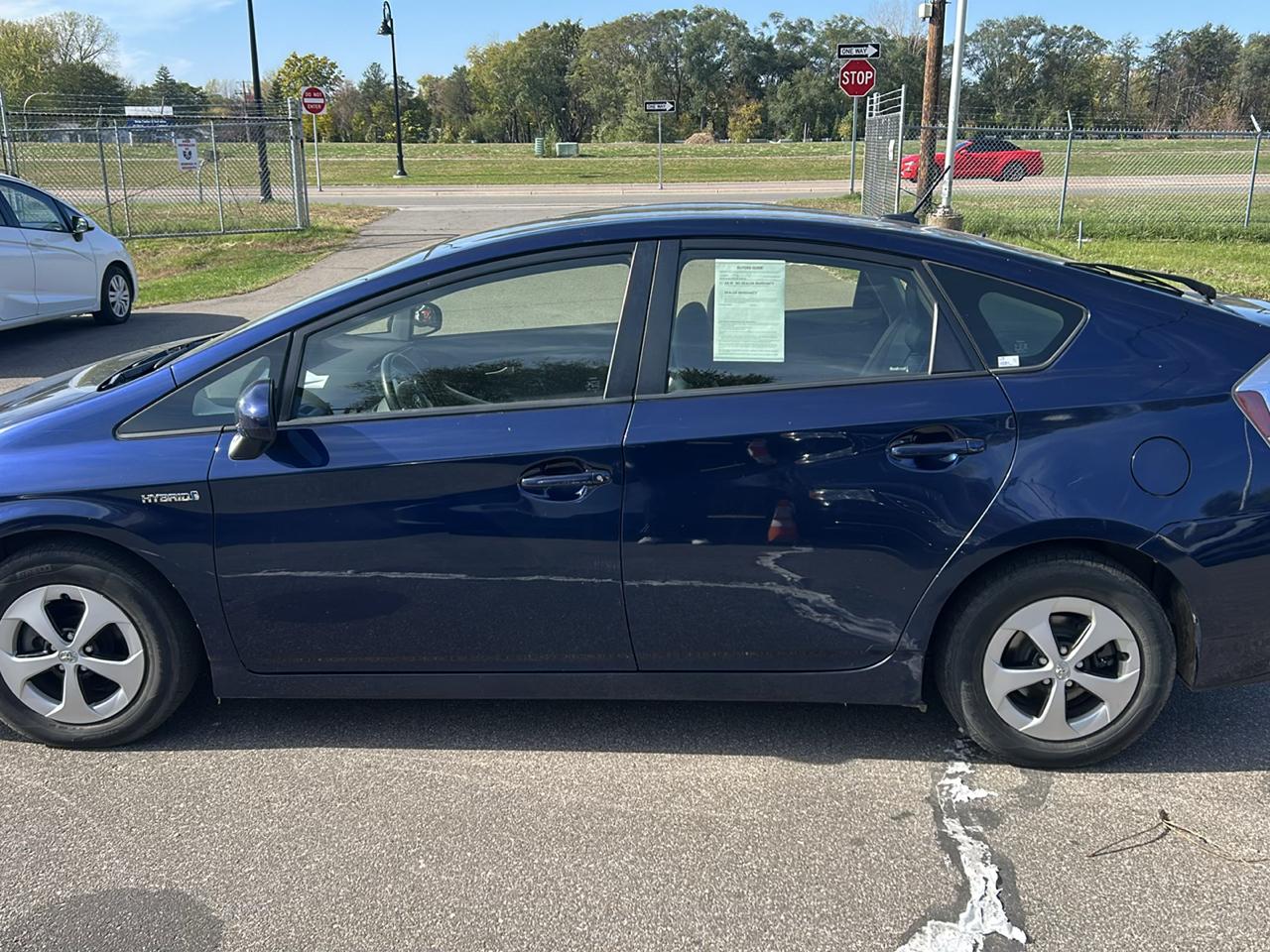 Toyota Prius 5dr HB Three (Natl) 2014