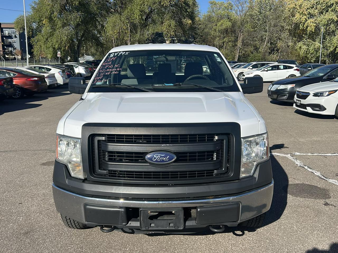 Ford F-150 4WD Reg Cab 145" XL 2014