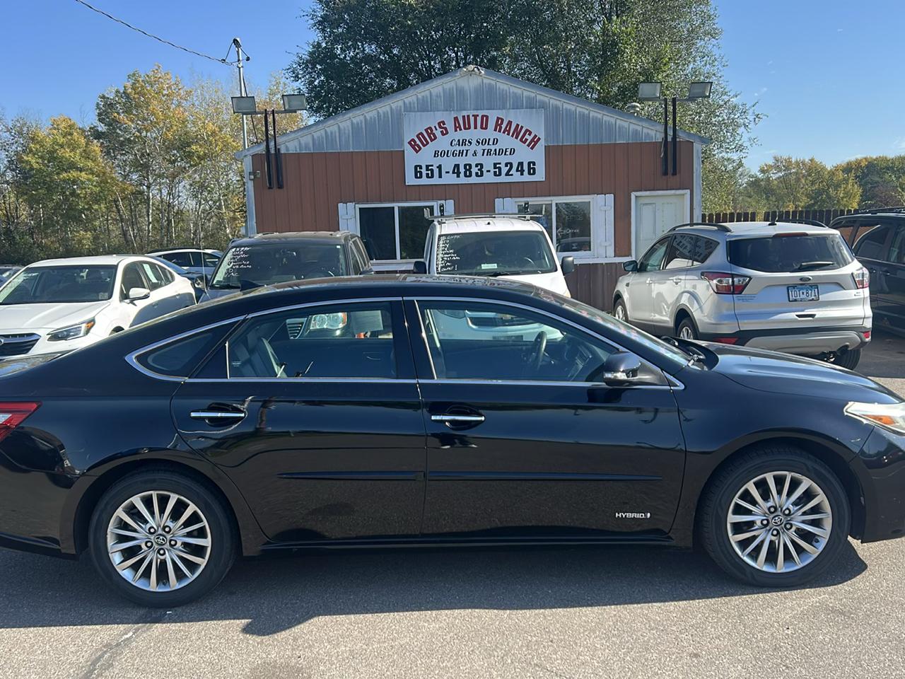Toyota Avalon Hybrid Limited (Natl) 2017