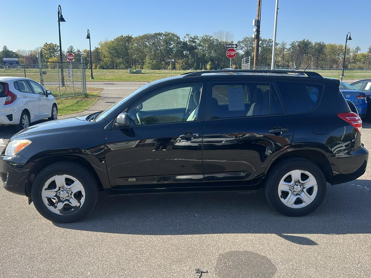 Toyota RAV4 4WD 4dr I4 (Natl) 2012