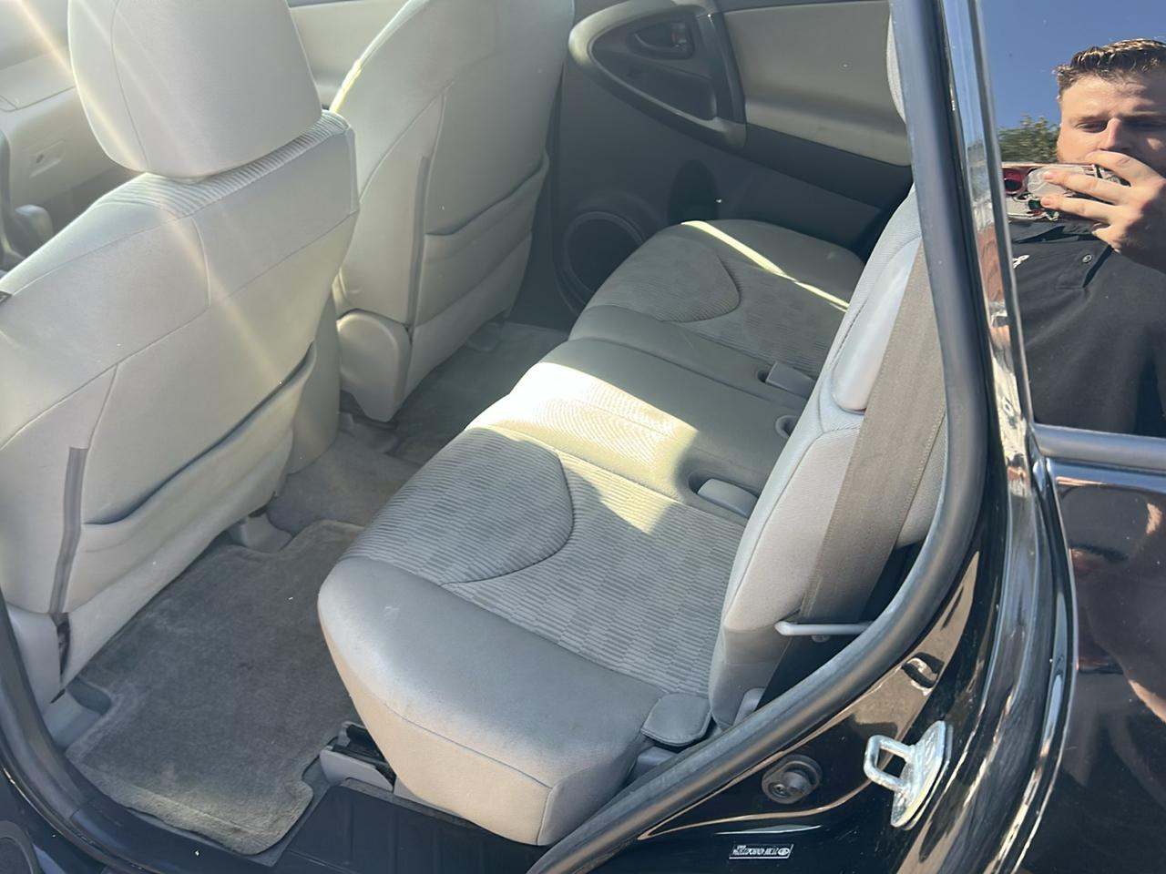 Toyota RAV4 4WD 4dr I4 (Natl) 2012