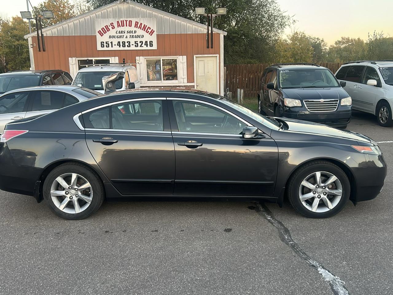 Acura TL 4dr Sdn Auto 2WD 2012