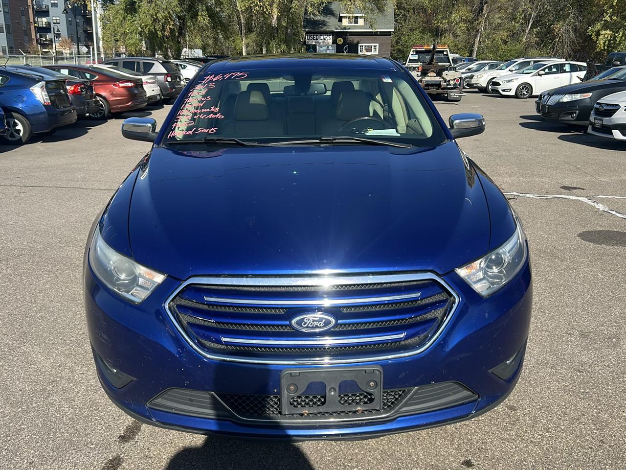 Ford Taurus 4dr Sdn Limited FWD 2013