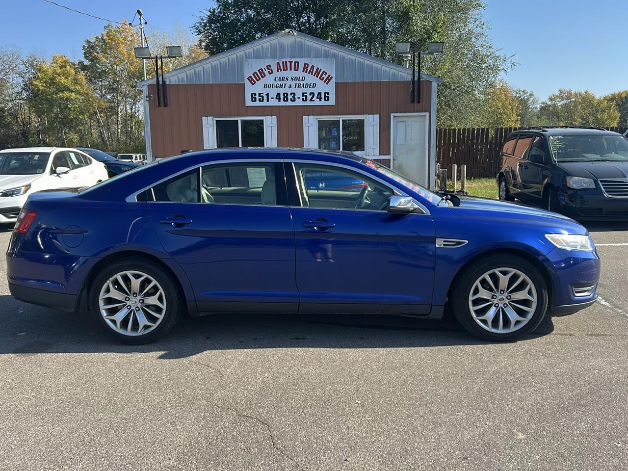 Ford Taurus 4dr Sdn Limited FWD 2013