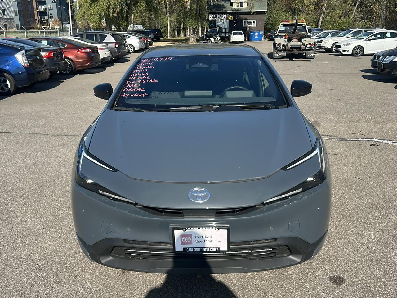 Toyota Prius Limited AWD (Natl) 2024