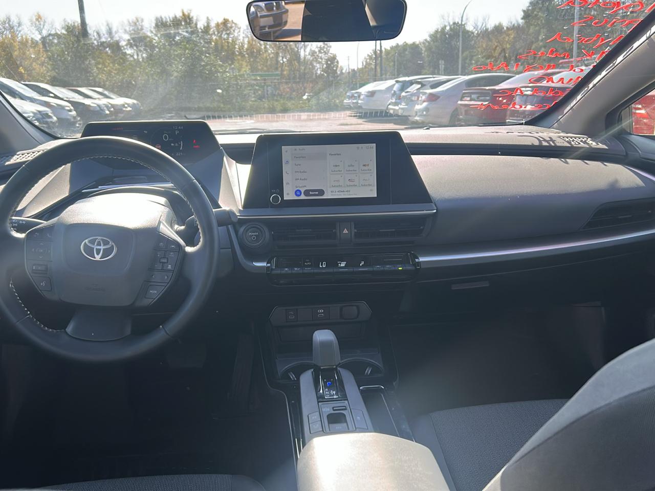 Toyota Prius Limited AWD (Natl) 2024