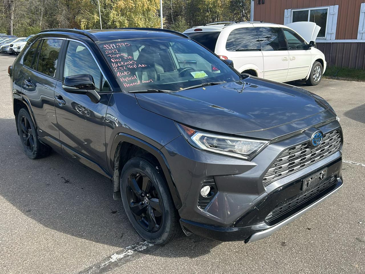 Toyota RAV4 Hybrid XSE AWD (Natl) 2019