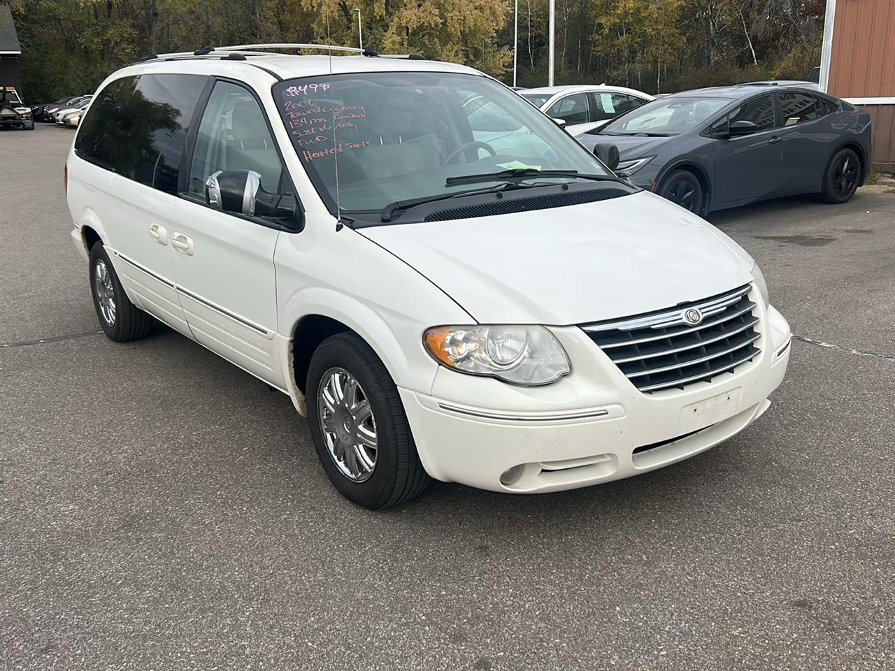 Chrysler Town & Country LWB 4dr Limited 2006