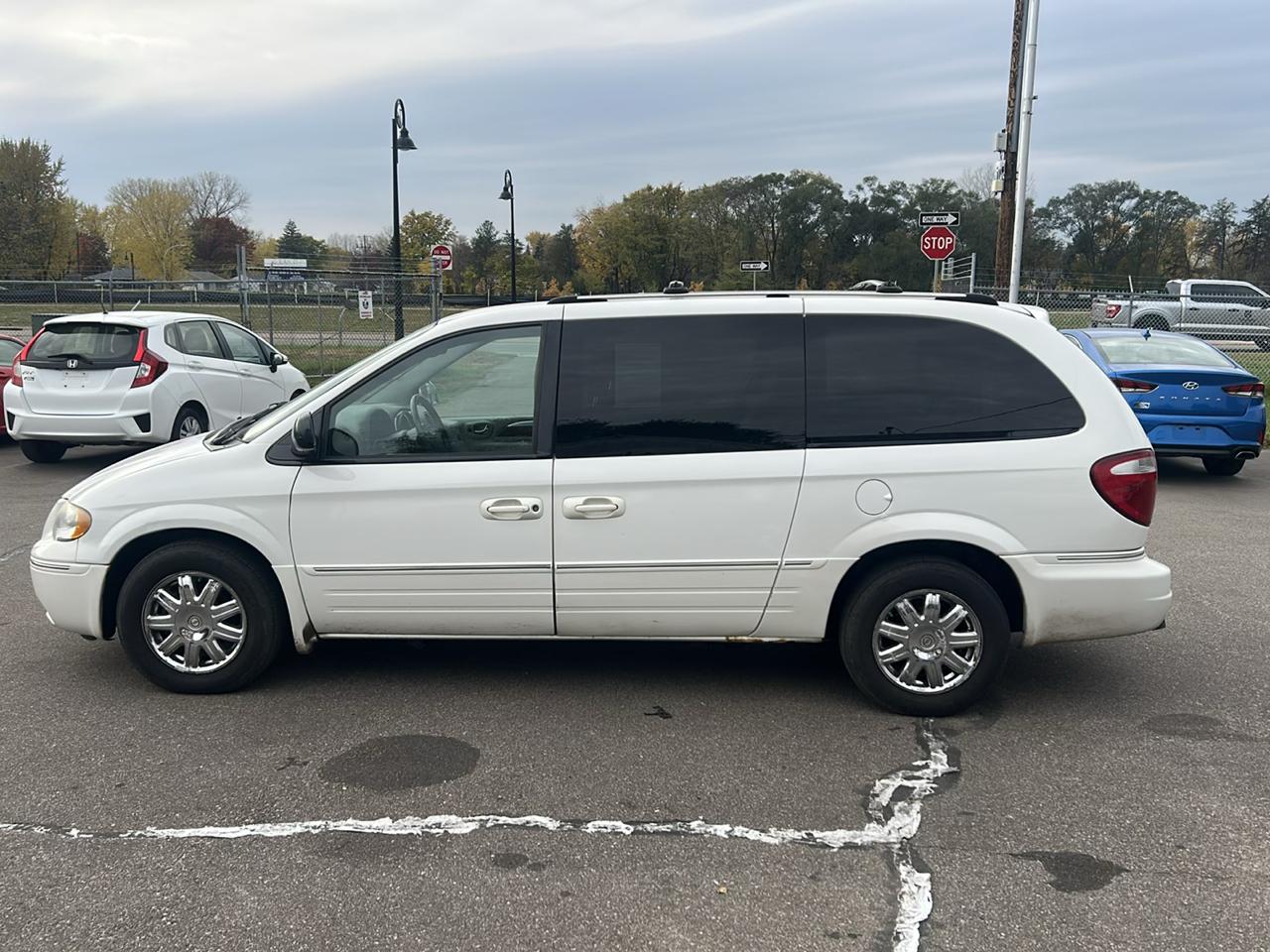 Chrysler Town & Country LWB 4dr Limited 2006