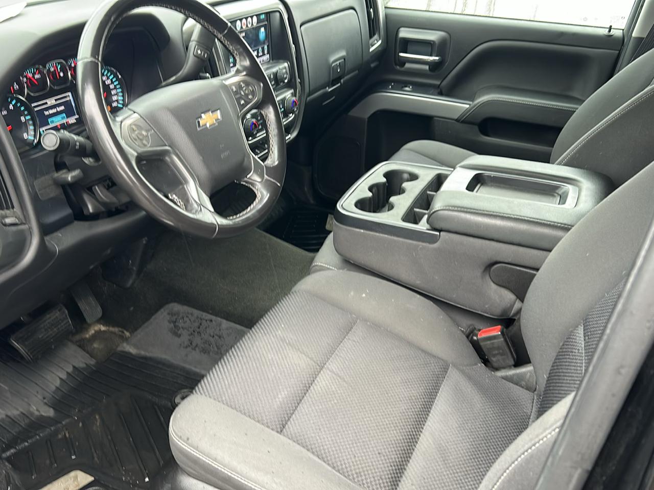 Chevrolet Silverado 1500 4WD Crew Cab 143.5" LT w/2LT 2018