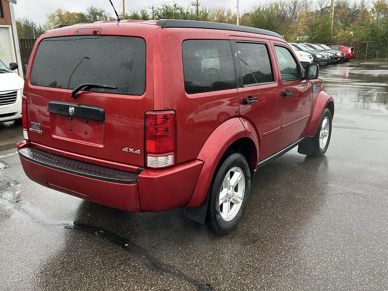 Dodge Nitro 4WD 4dr SXT 2008
