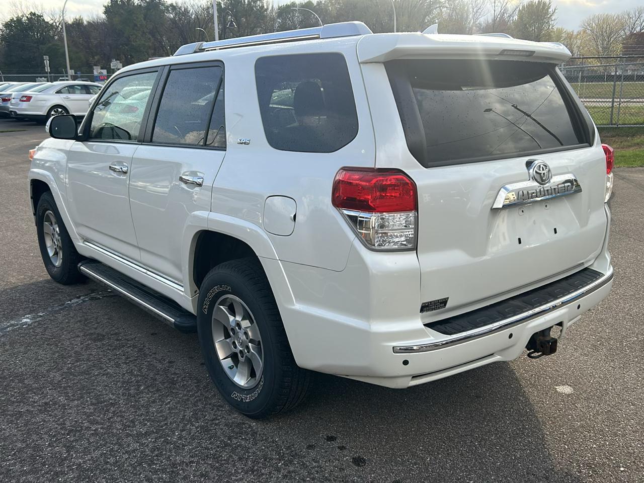 Toyota 4Runner 4WD 4dr V6 Limited (Natl) 2013