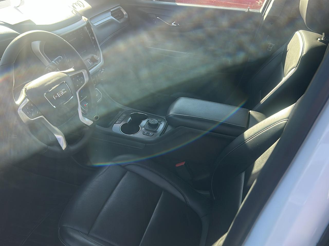 GMC Acadia AWD 4dr SLT 2022