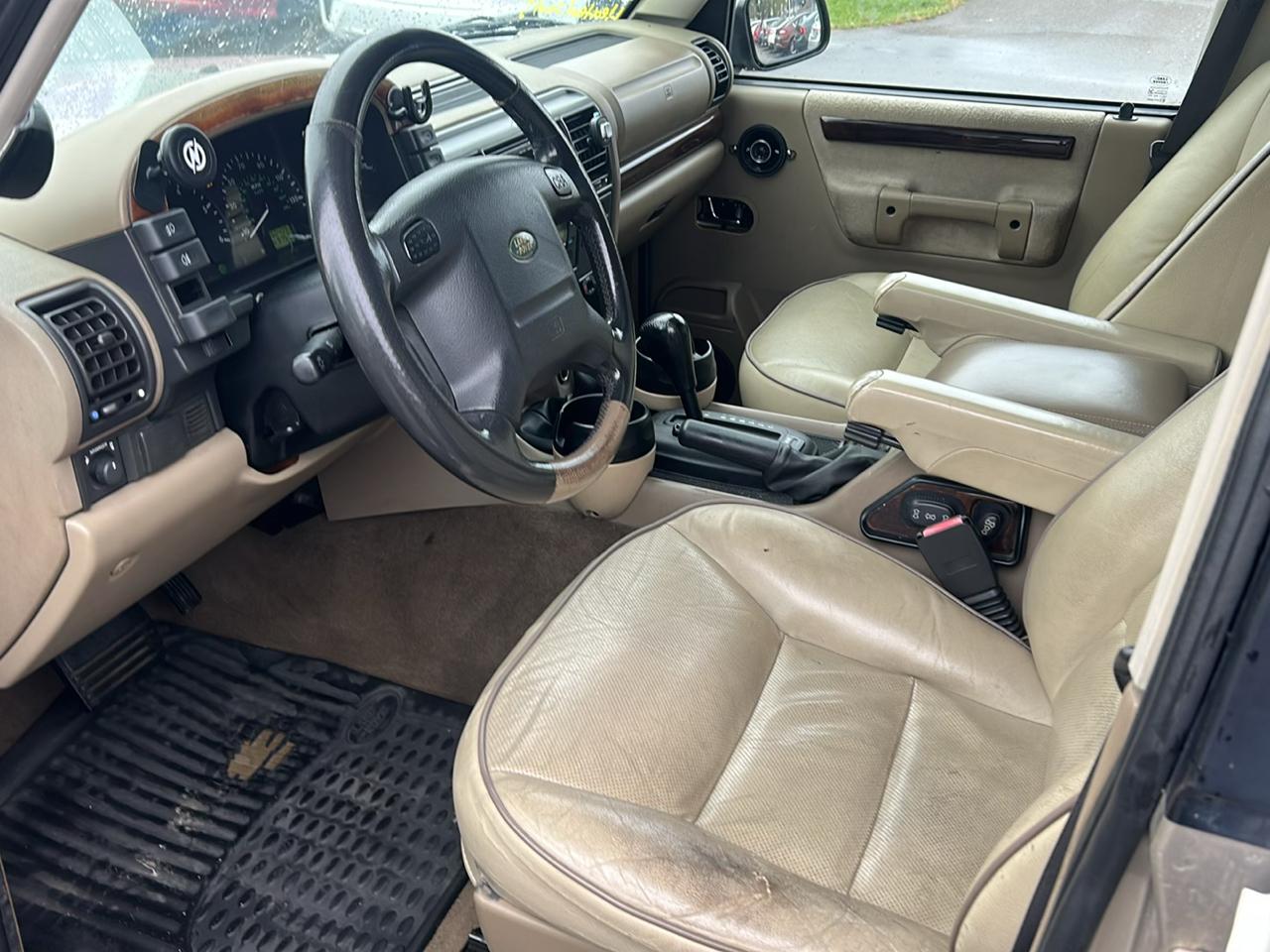 Land Rover Discovery Series II 4dr Wgn SE 2001