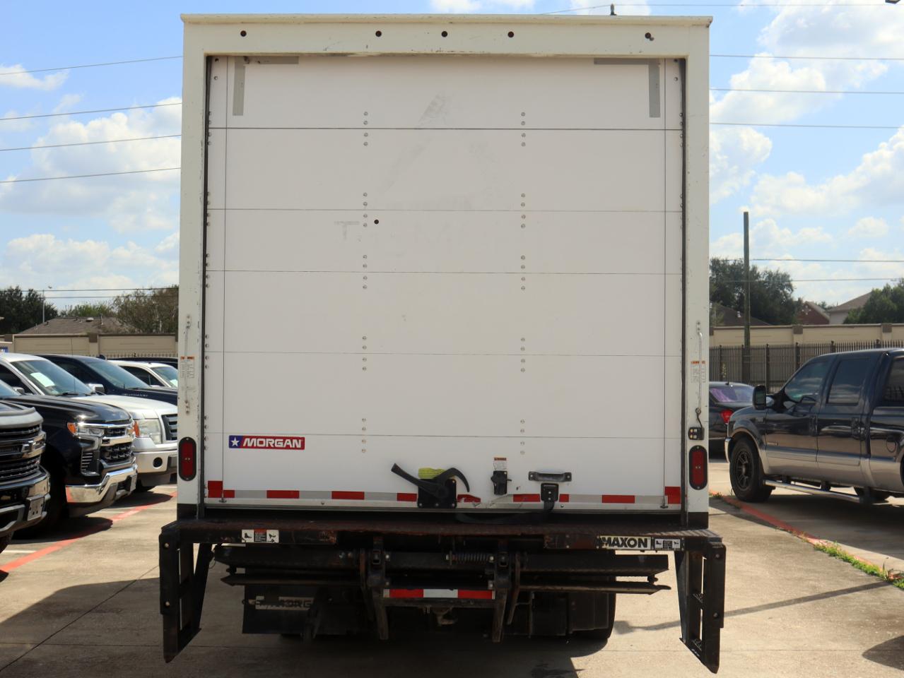 Isuzu NPR HD  2021