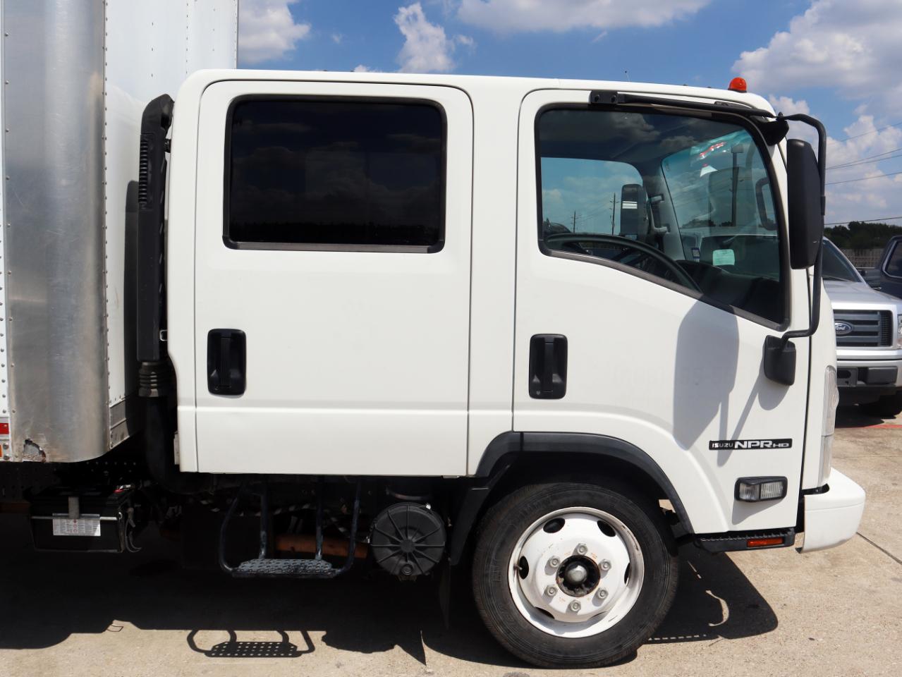 Isuzu NPR HD  2021