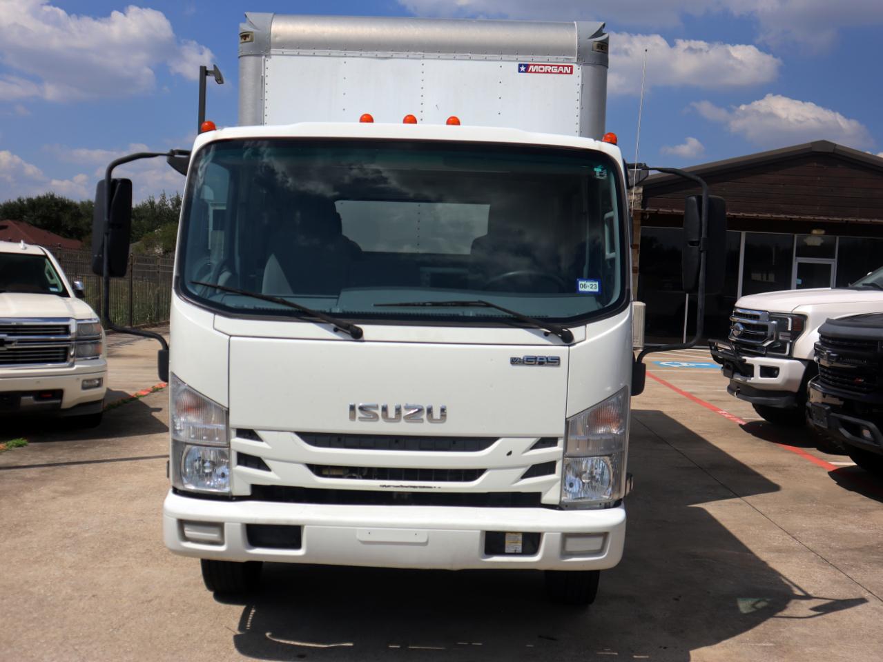 Isuzu NPR HD  2021