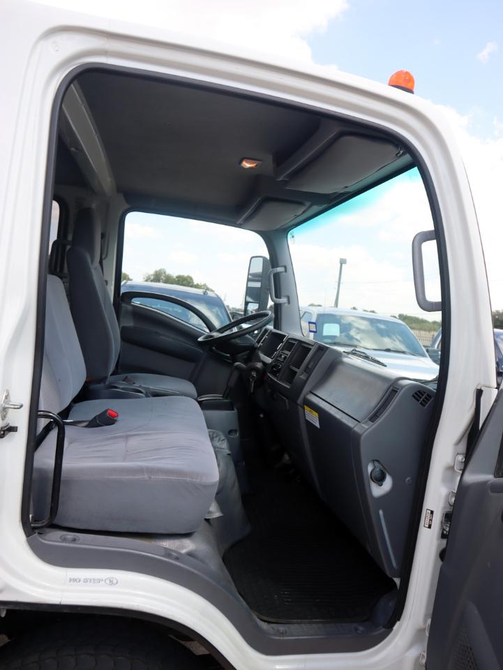 Isuzu NPR HD  2021