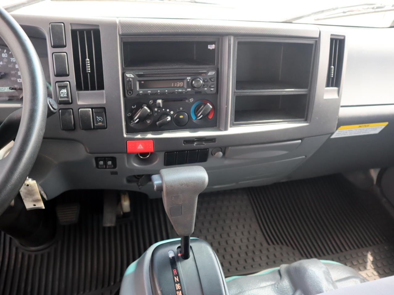 Isuzu NPR HD  2021