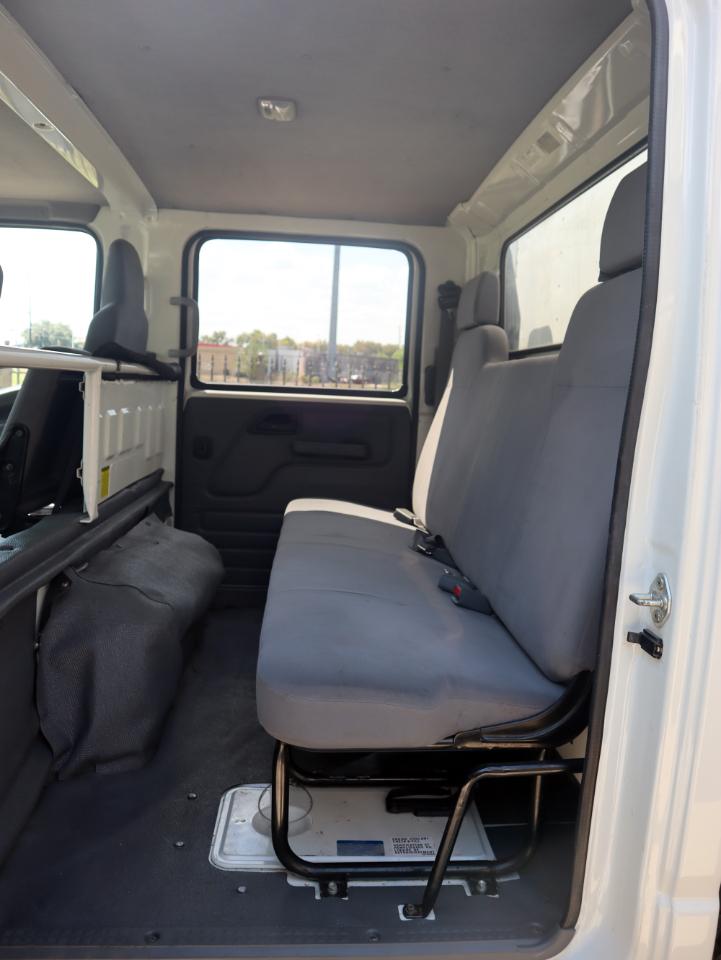 Isuzu NPR HD  2021