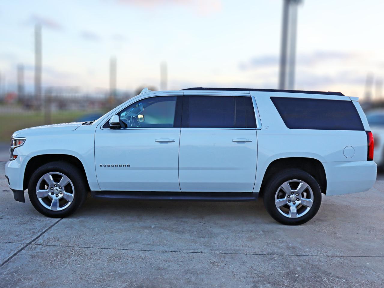 Chevrolet Suburban LT 2WD 2020