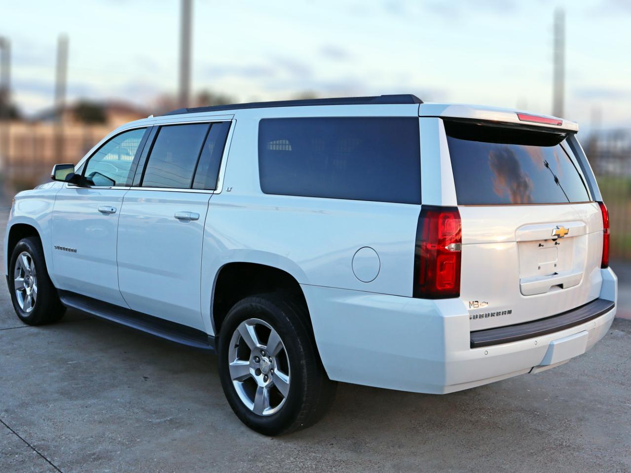 Chevrolet Suburban LT 2WD 2020