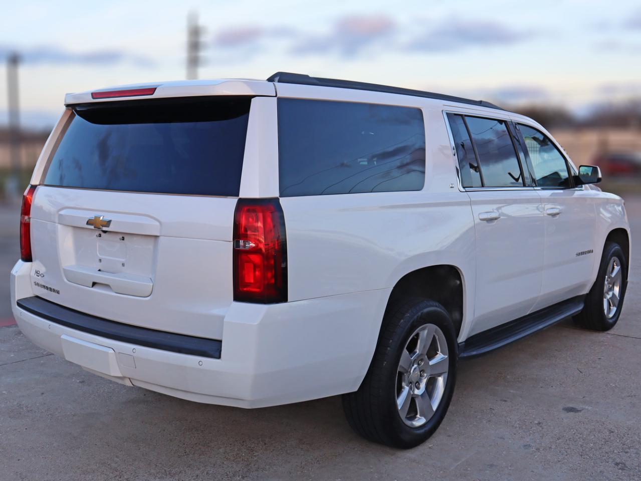 Chevrolet Suburban LT 2WD 2020