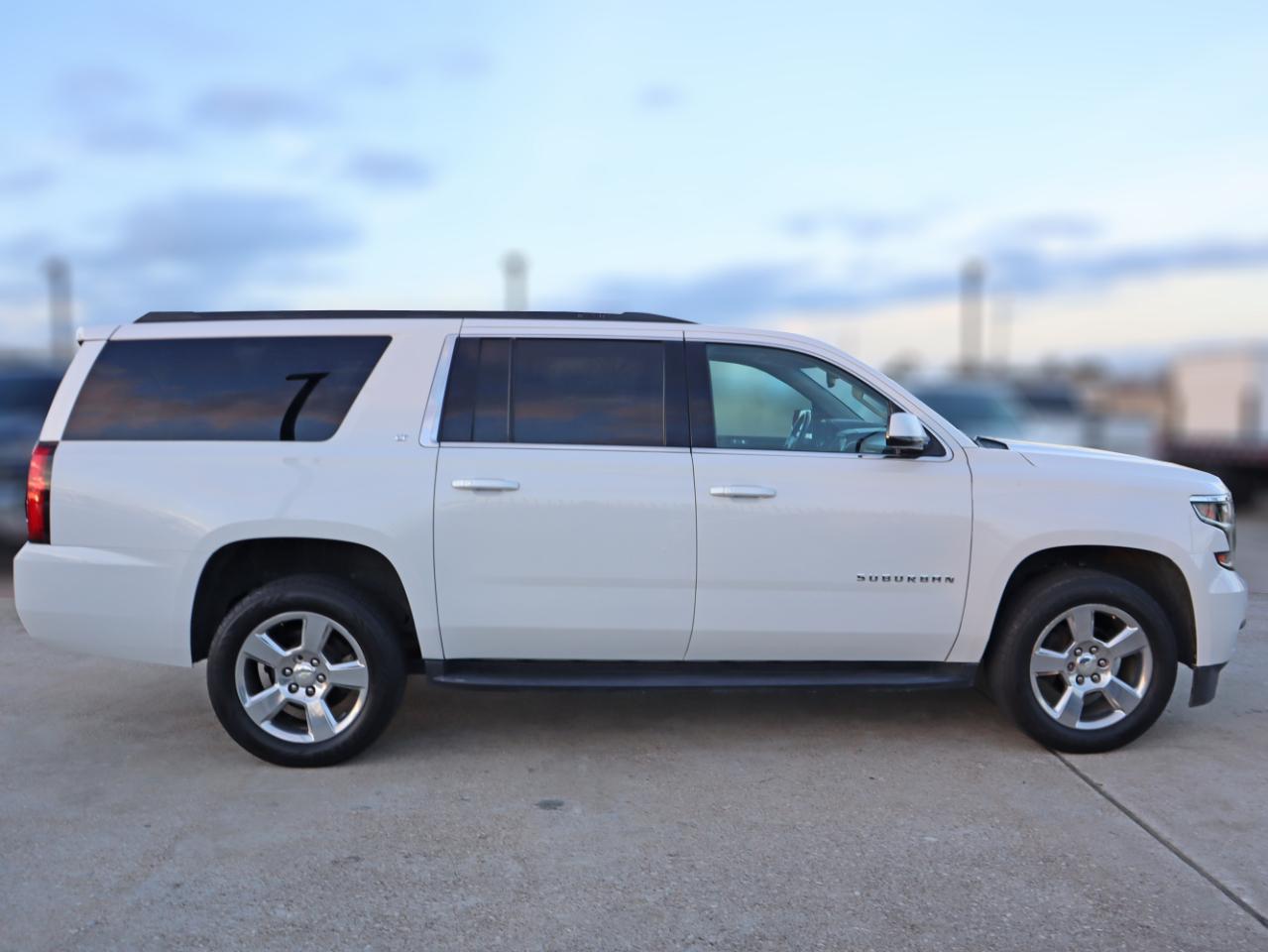 Chevrolet Suburban LT 2WD 2020