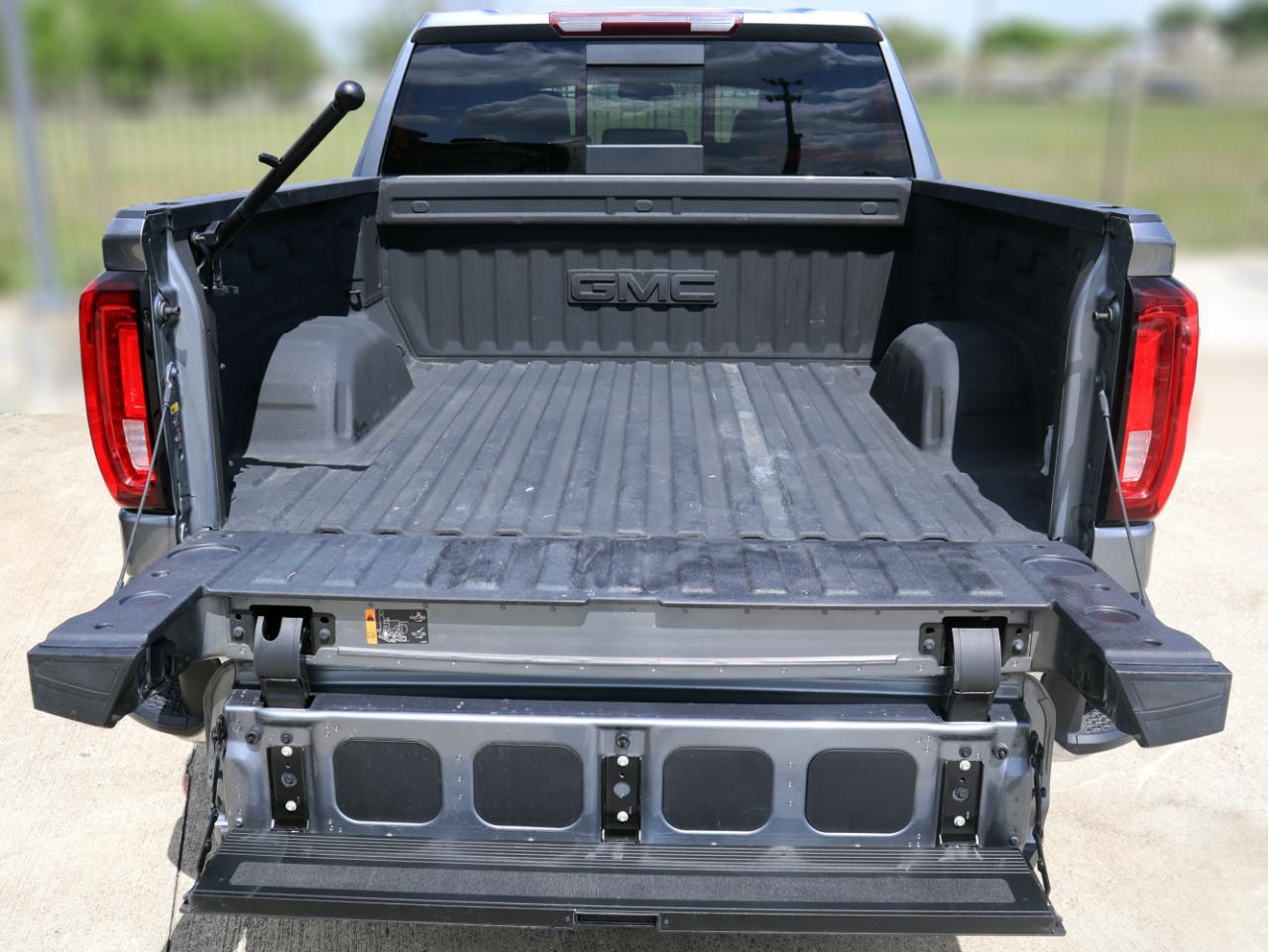 GMC Sierra 1500 SLT Crew Cab Short Box 4WD 2021