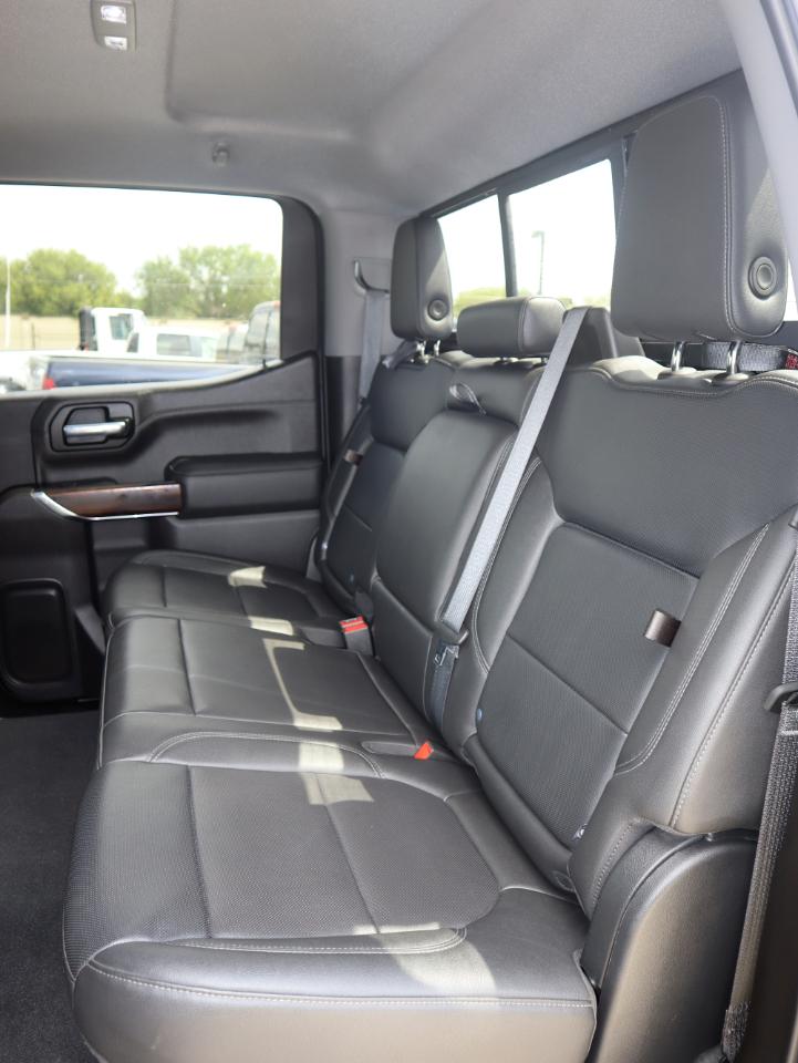 GMC Sierra 1500 SLT Crew Cab Short Box 4WD 2021