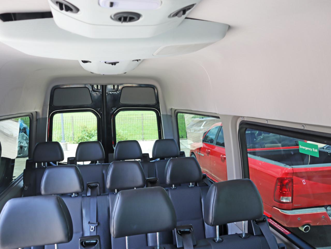 Mercedes-Benz Sprinter 2500 Passenger Van 144-in. WB 2018