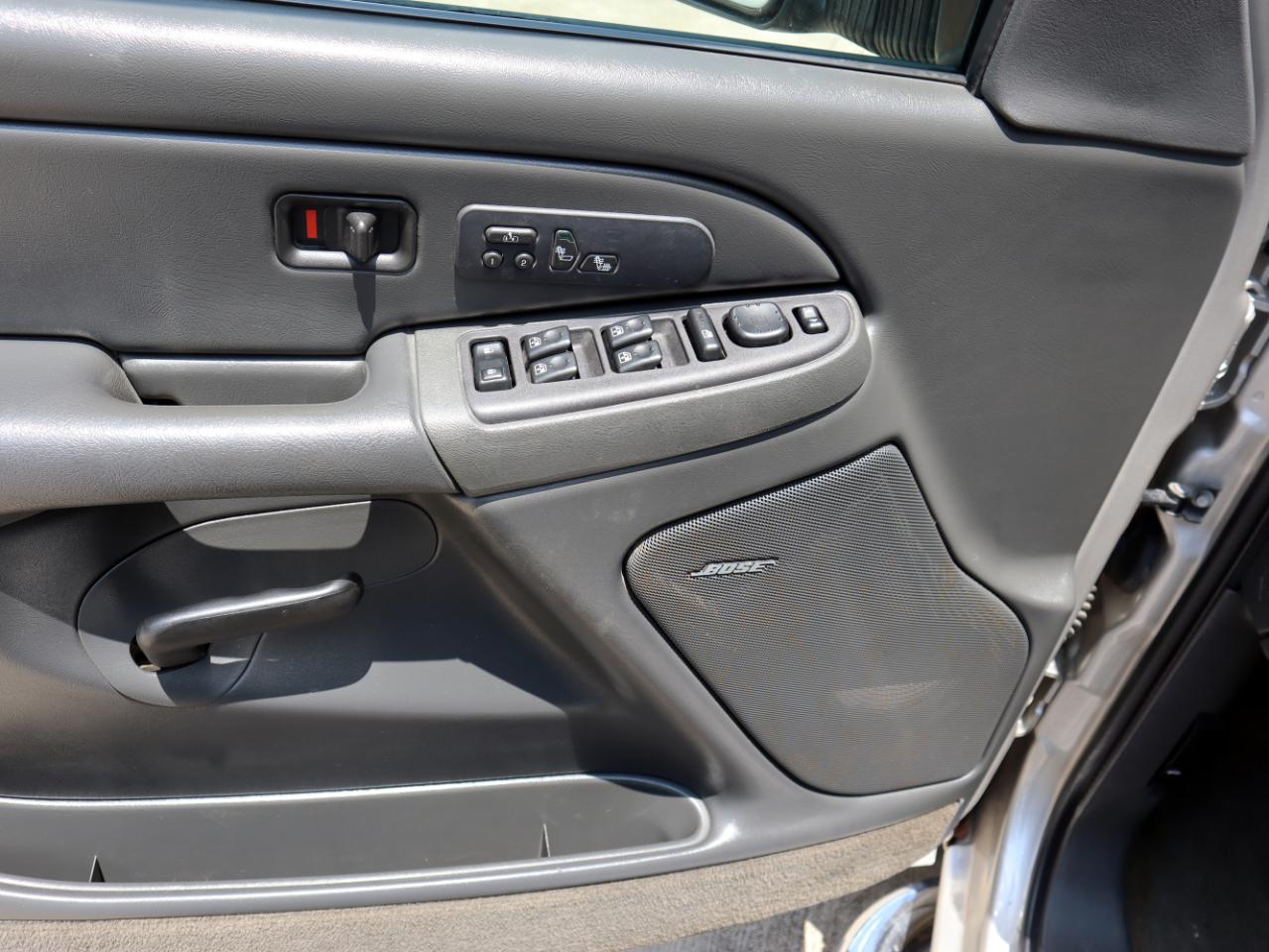 Chevrolet Silverado 2500HD LT Crew Cab Long Bed 2WD 2004