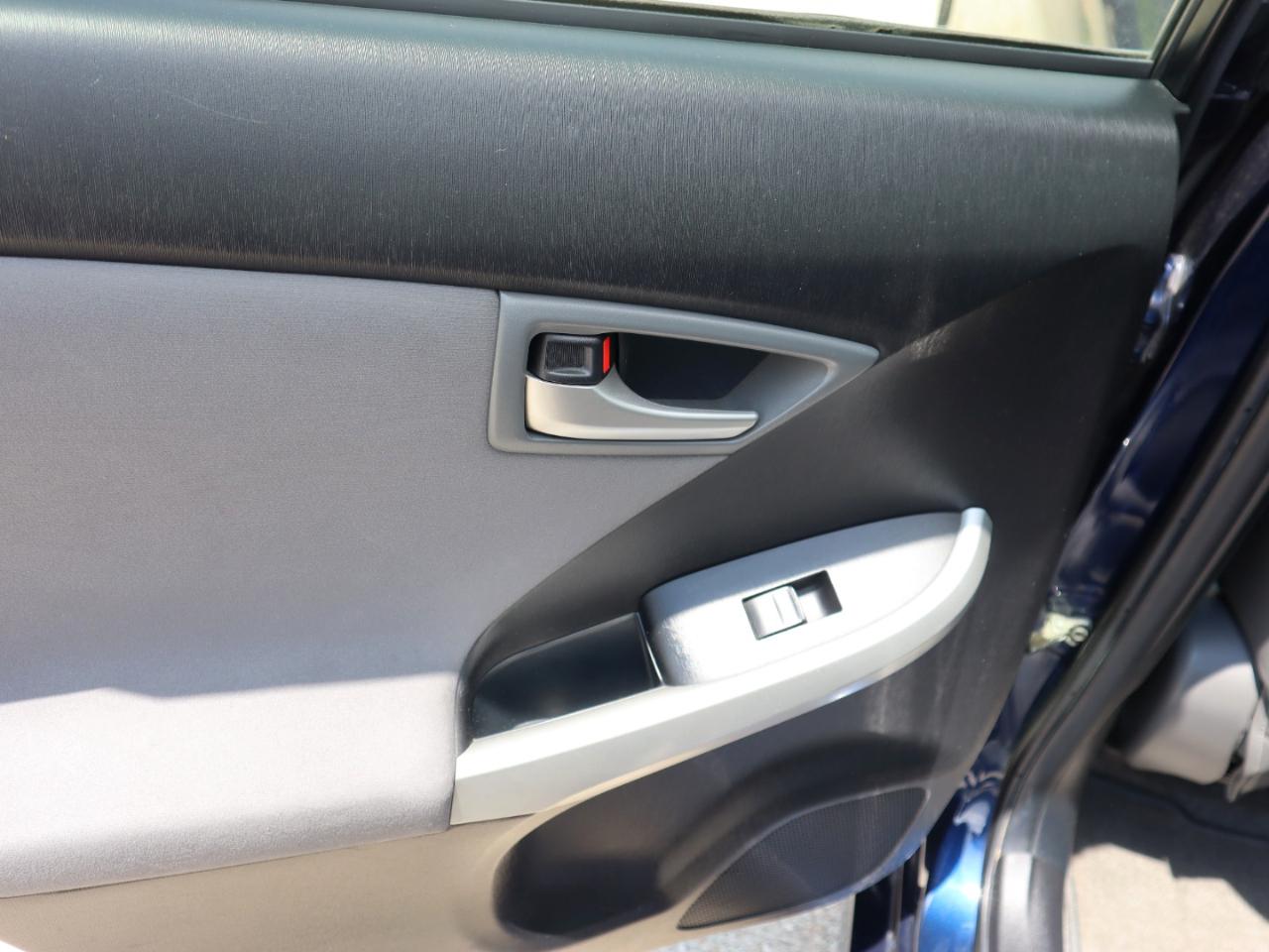 Toyota Prius Prius II 2012