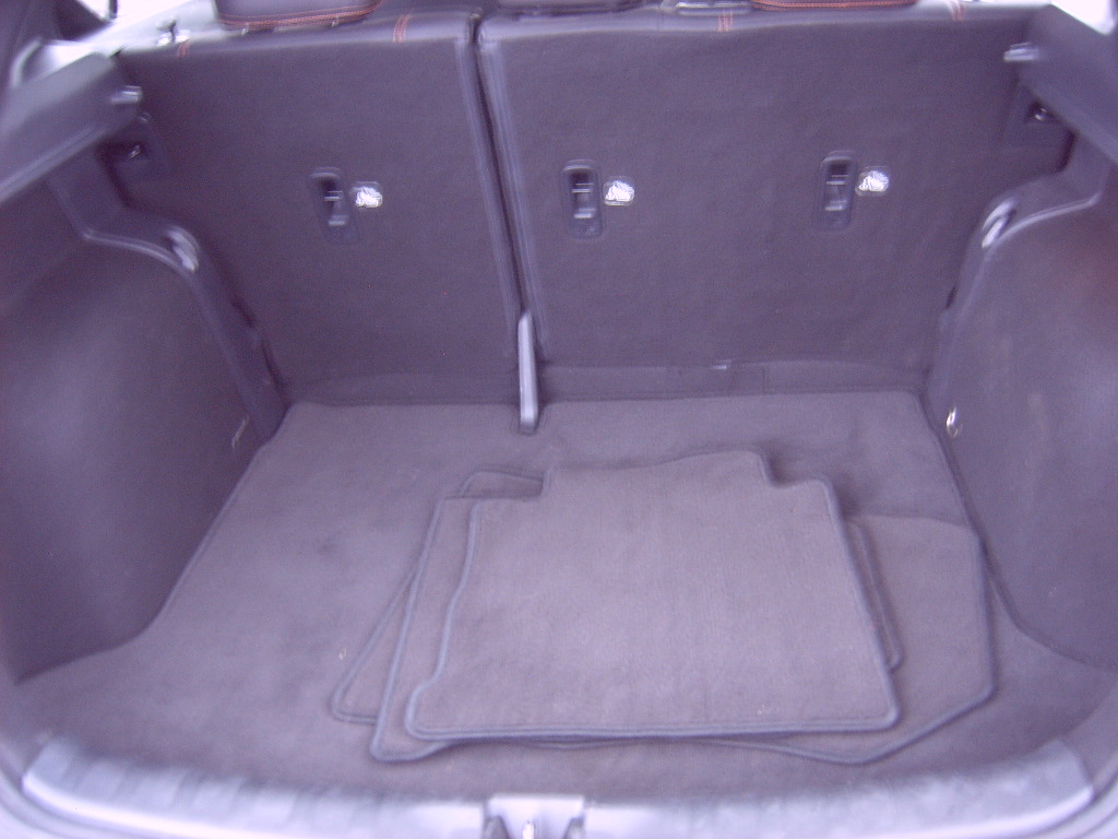 Nissan Kicks SR 2018