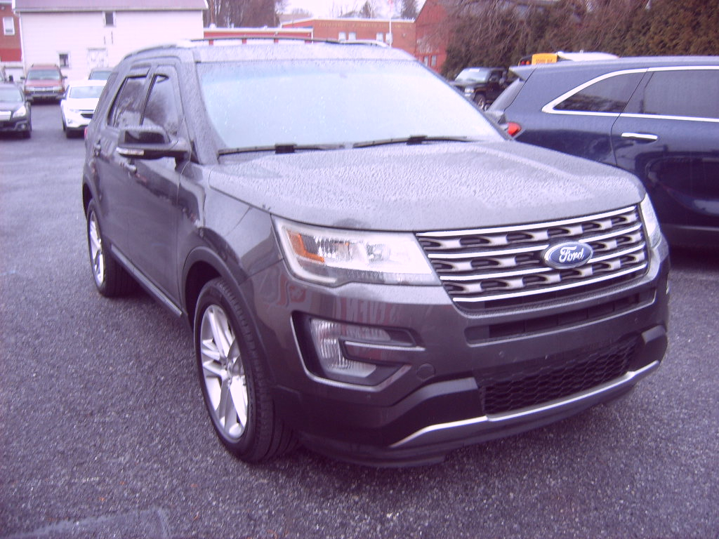 Ford Explorer XLT 4WD 2016