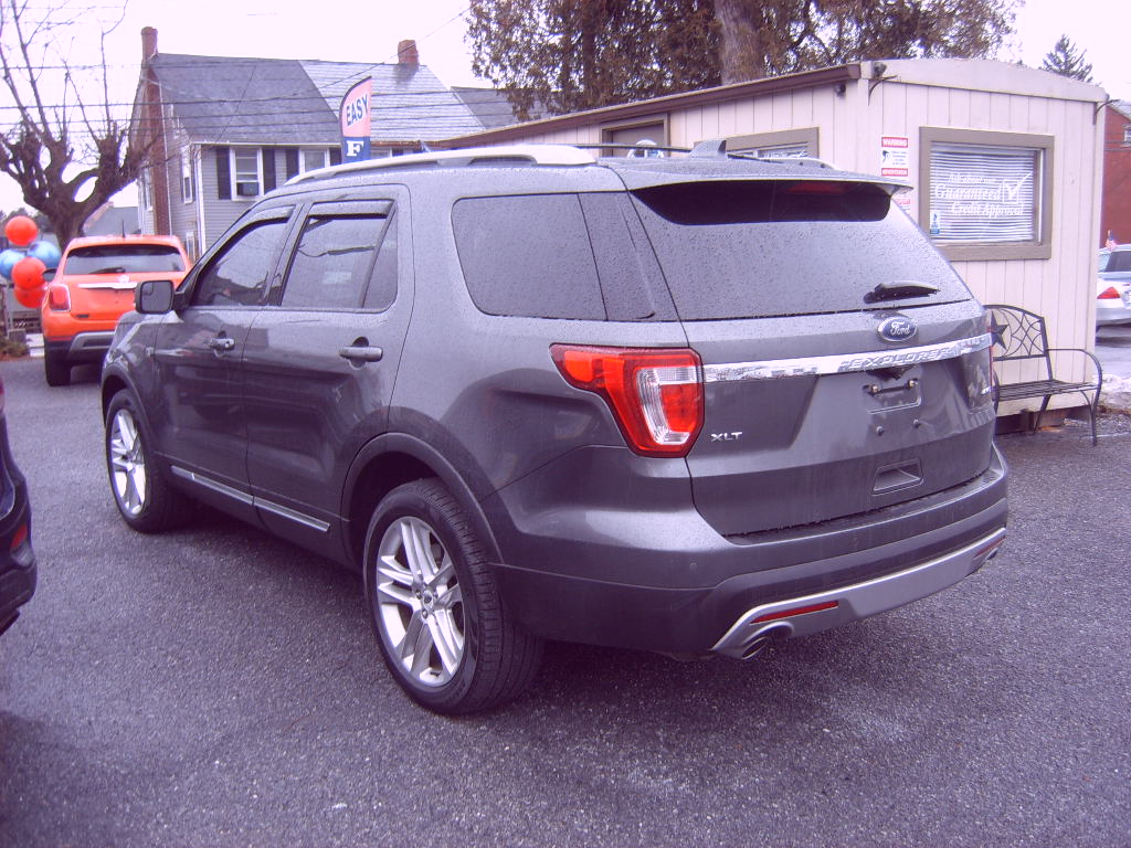 Ford Explorer XLT 4WD 2016